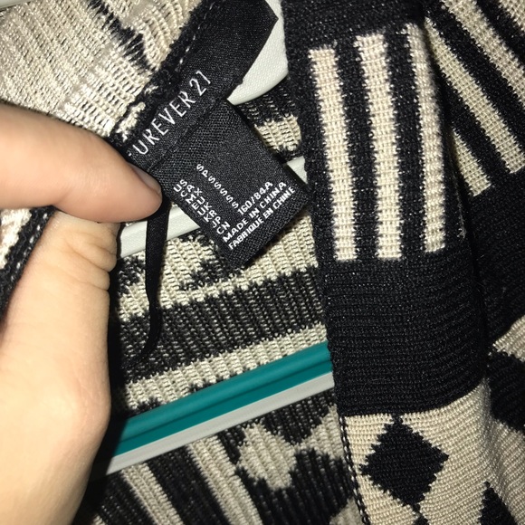 AZTEC PRINT CARDIGAN - Picture 4 of 5